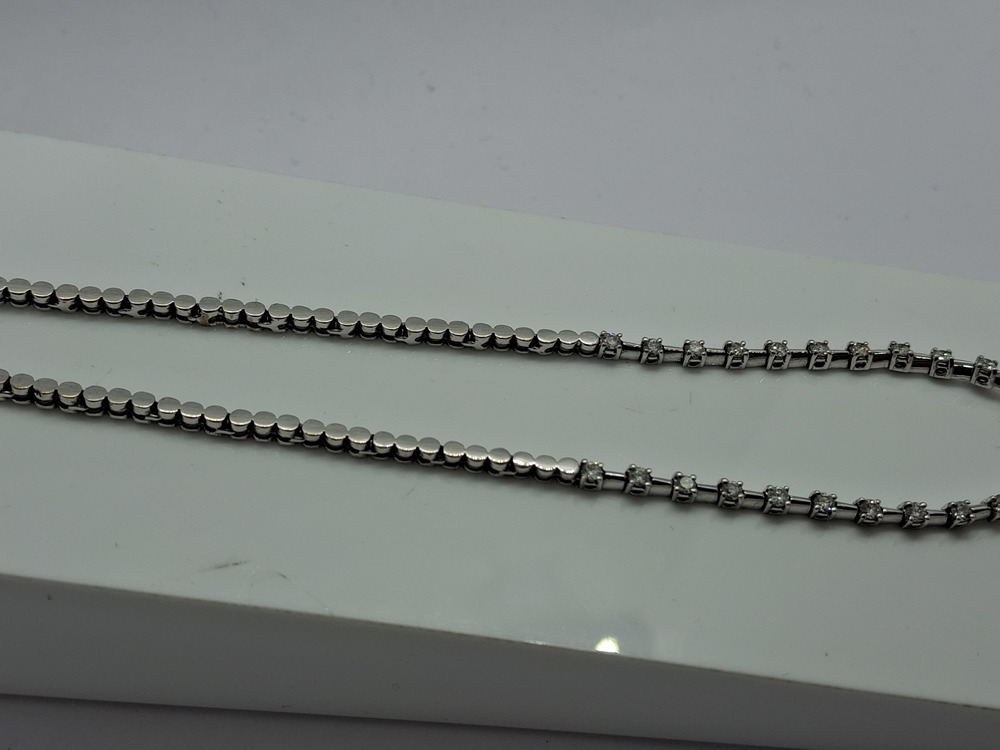 КОЛЬЕ С КАМНЯМИ Au 750