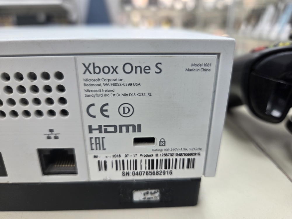 Игровая приставка Xbox One S 500Gb