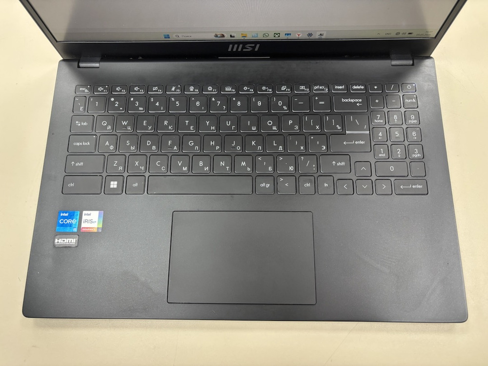 Ноутбук MSI 123; Core i5-1235U, HD Graphics, 8 Гб, 240 Гб, Нет
