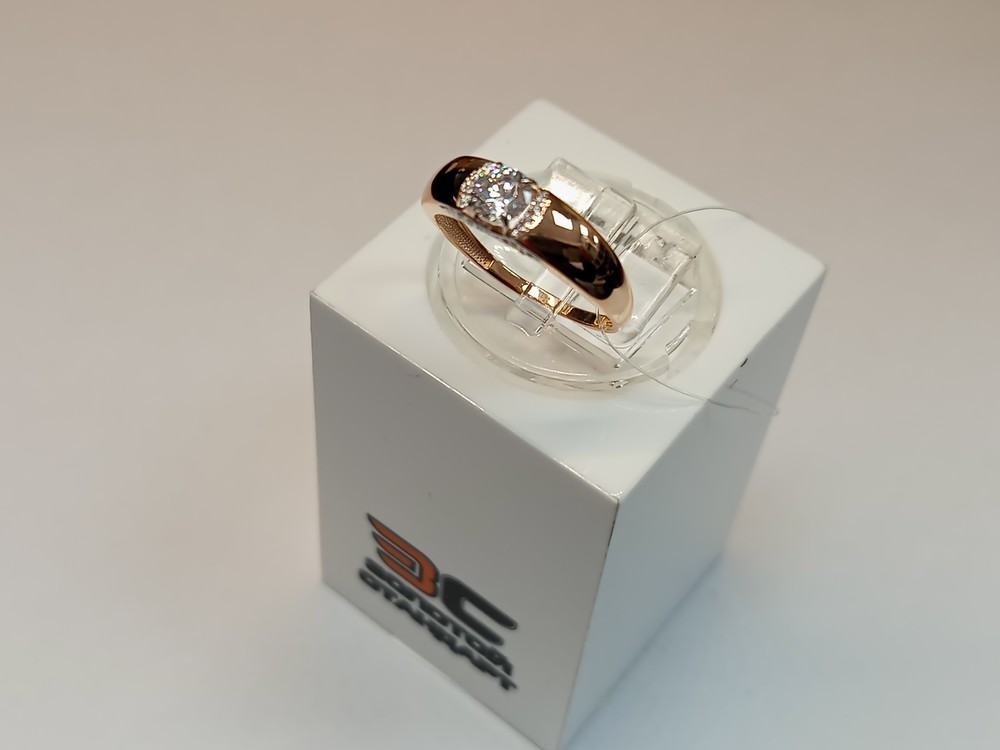 КОЛЬЦО С КАМНЯМИ (Au 585)