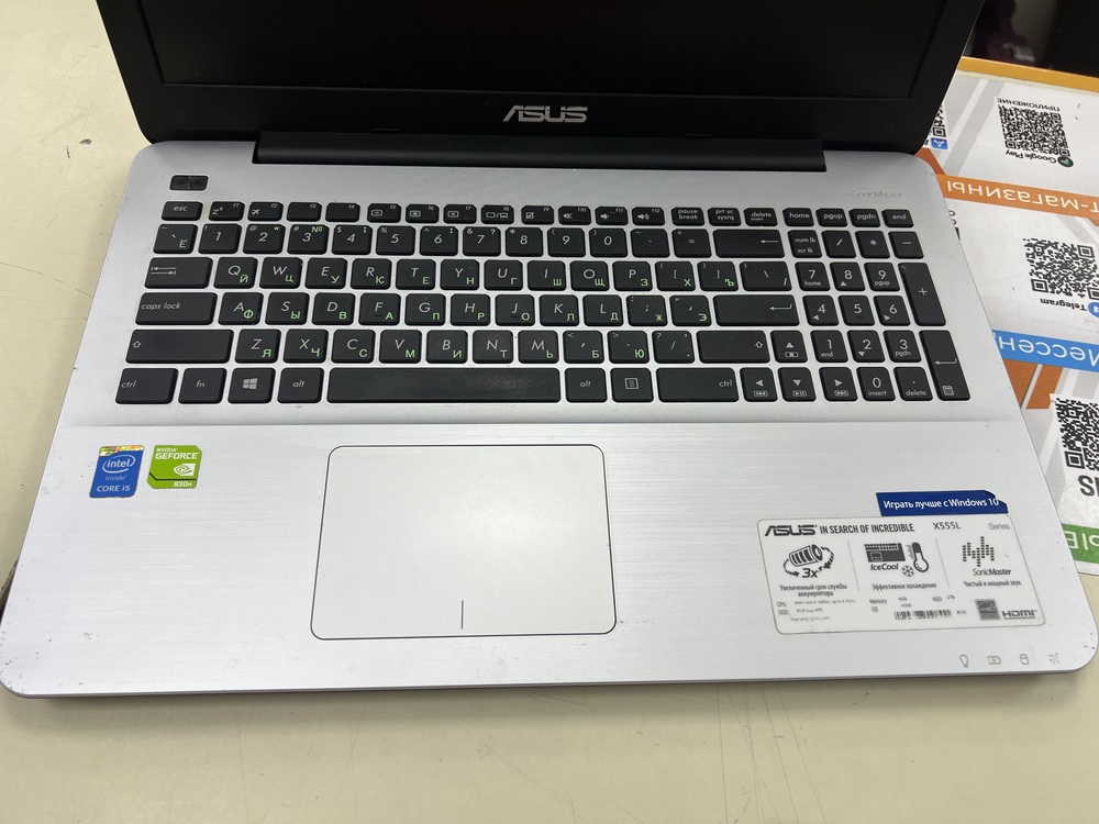 Ноутбук ASUS; Core i5-5200U, GeForce 930M, 8 Гб, Нет, 1 Tb