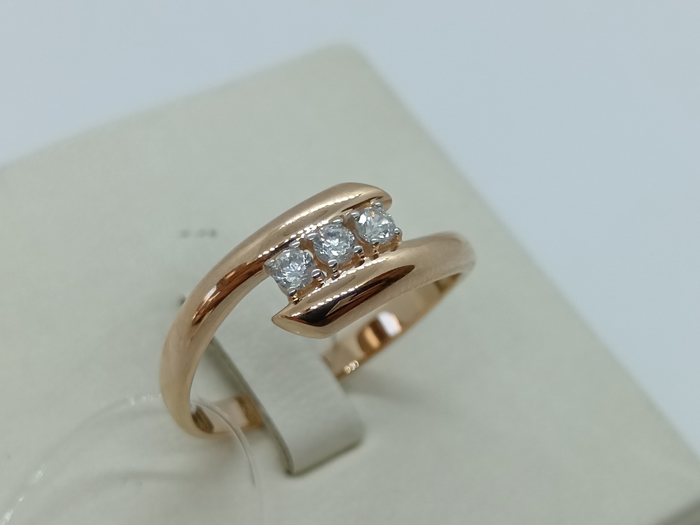 КОЛЬЦО С КАМНЯМИ (Au 585)