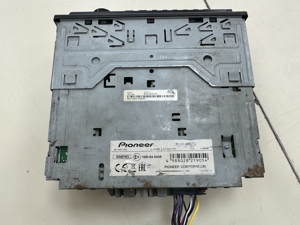 Автомагнитола Pioneer MVH-170UBG