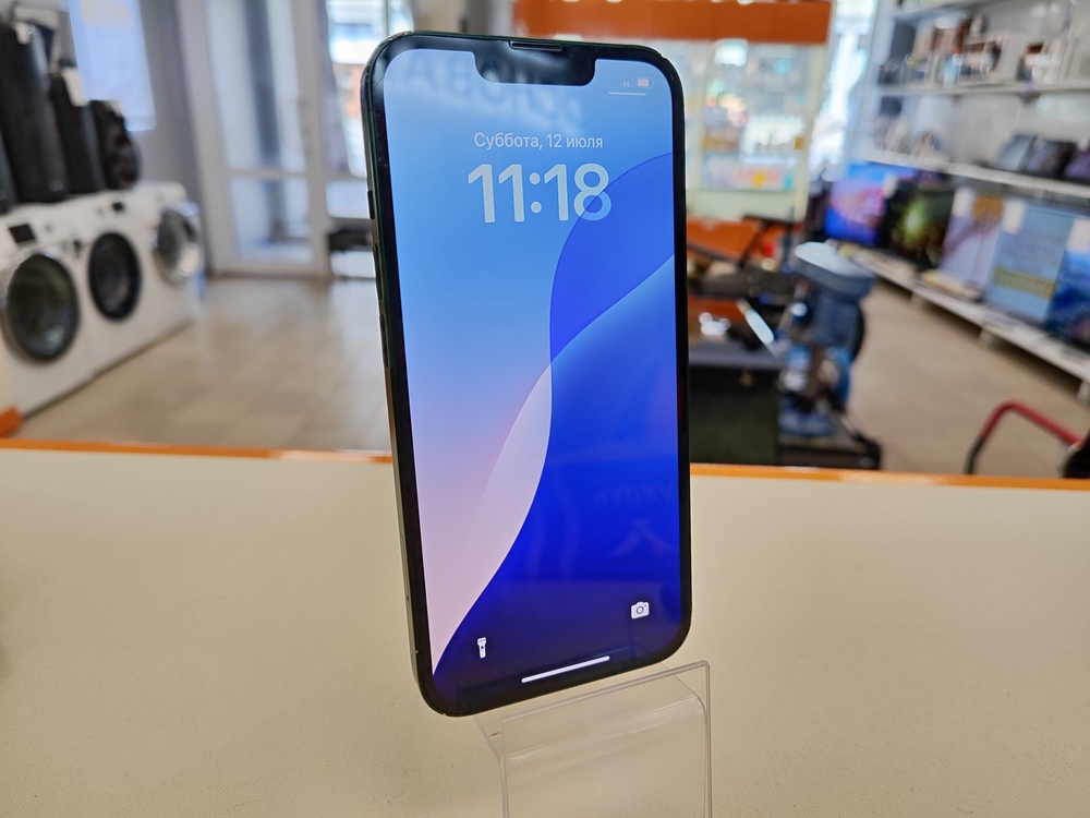 Смартфон Apple iPhone 13 128Gb