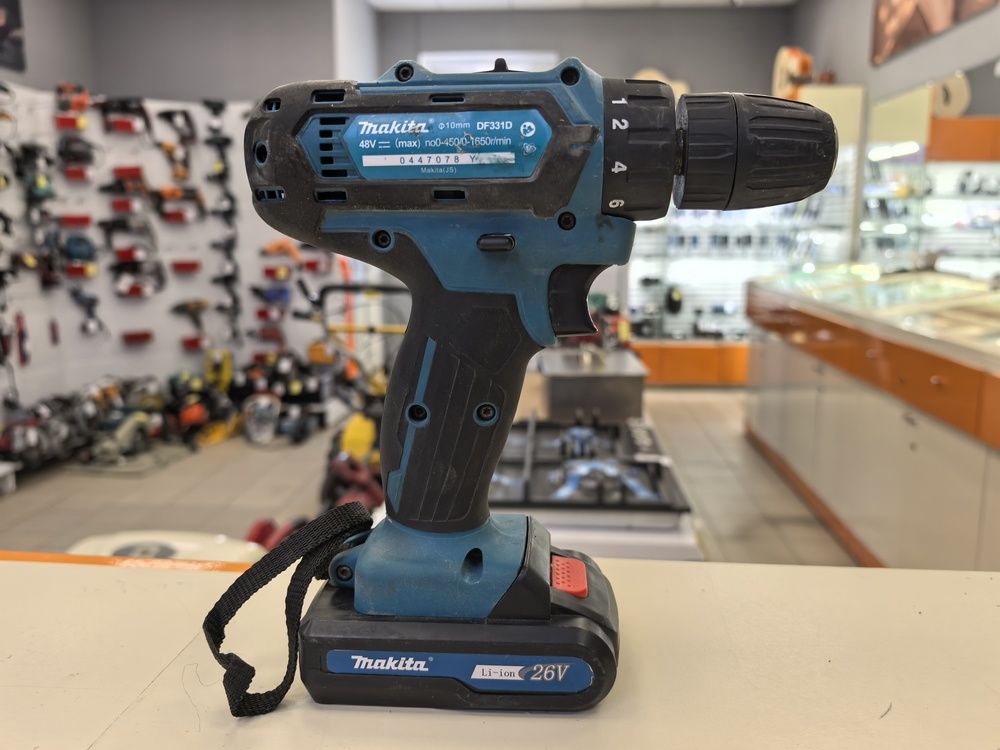 Шуруповерт Makita DF331D