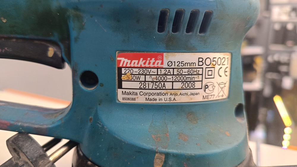 Шлифовальная машина Makita BO5020