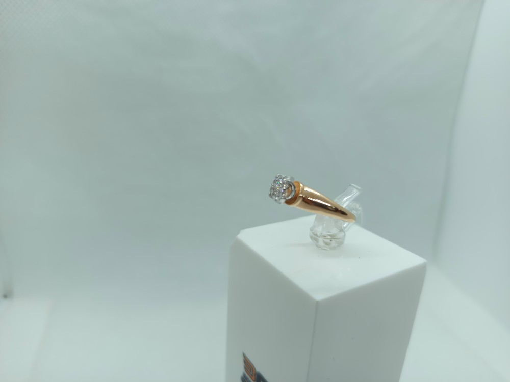 КОЛЬЦО С КАМНЯМИ (Au 585)