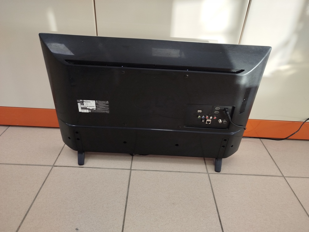 LED Телевизор LG 32lg600U;