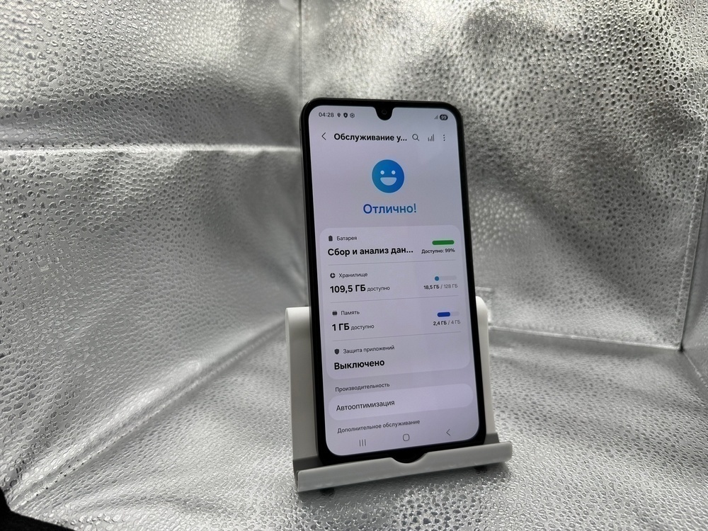 Смартфон Samsung Galaxy A17 4/128