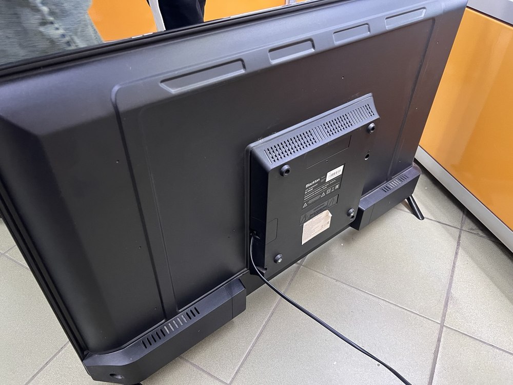 LED Телевизор Blackton BT3903В