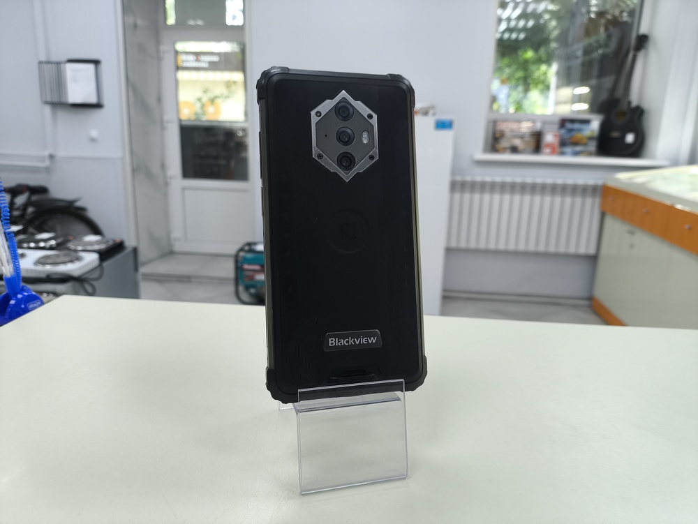 Смартфон Blackview BV6600