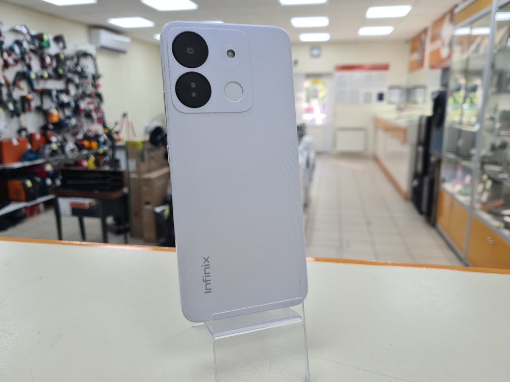 Смартфон Infinix Smart 7 HD 2/64