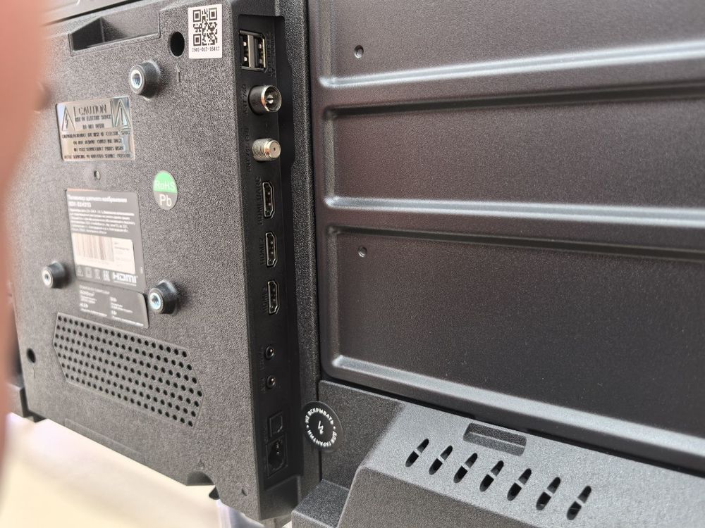 LED Телевизор SBER SDX-32H3113