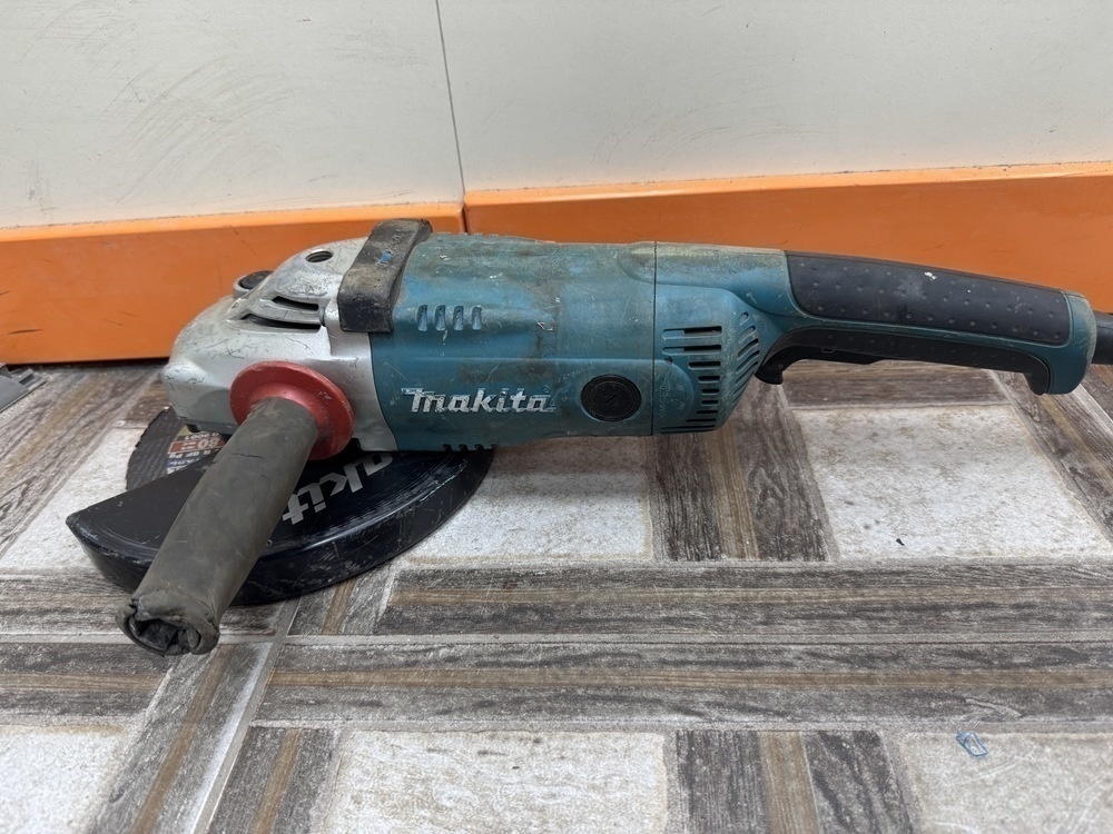 Угловая шлифмашина Makita A9020S