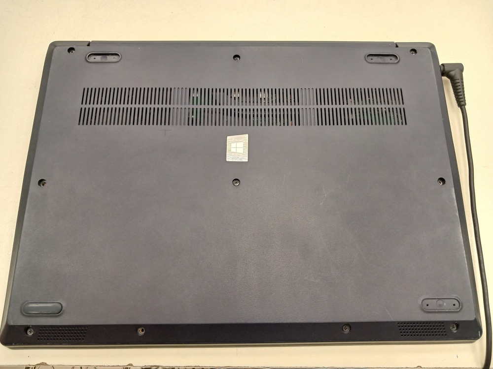 Ноутбук Lenovo; Ryzen 5 3500U, HD Graphics, 8 Гб, 256 Гб, Нет