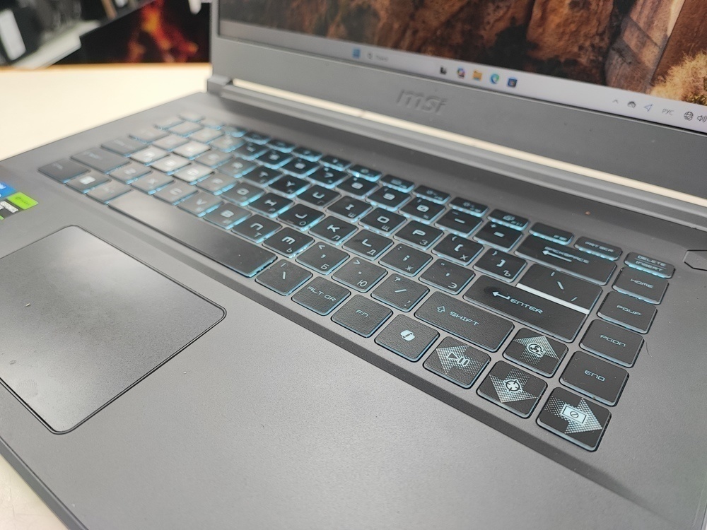 Ноутбук MSI; Core I5-12450H, GeForce RTX 3050, 16 Гб, 480 Гб, Нет