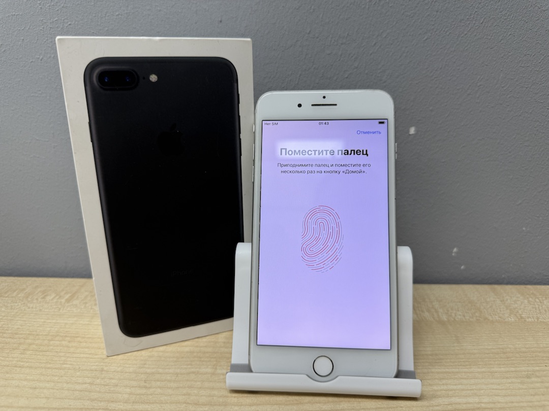 Смартфон Apple iPhone 7 Plus 128Gb