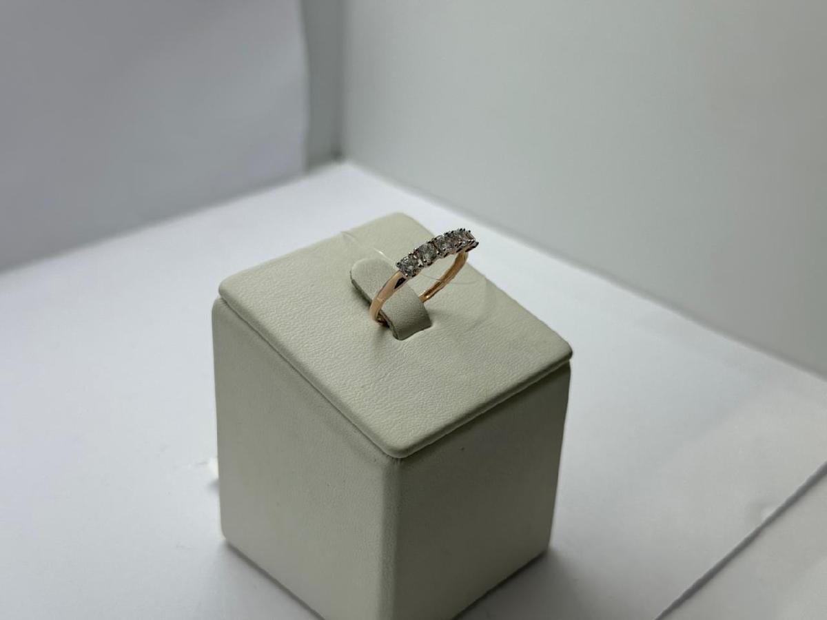 КОЛЬЦО С КАМНЯМИ (Au 585)