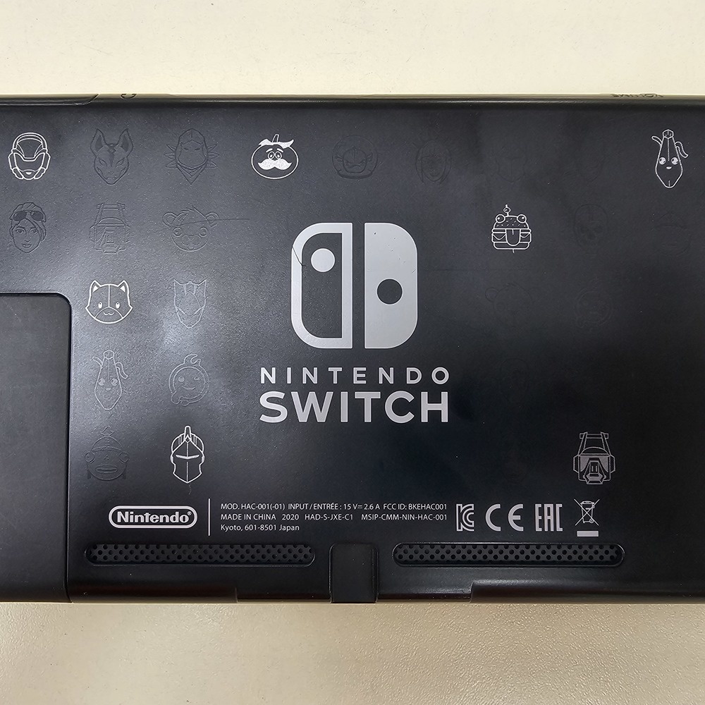 Игровая приставка Nintendo Switch Игровая приставка Nintendo Switch