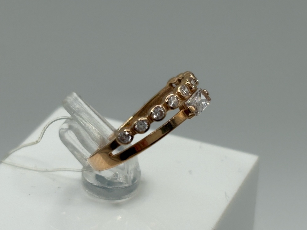 КОЛЬЦО С КАМНЯМИ (Au 585)