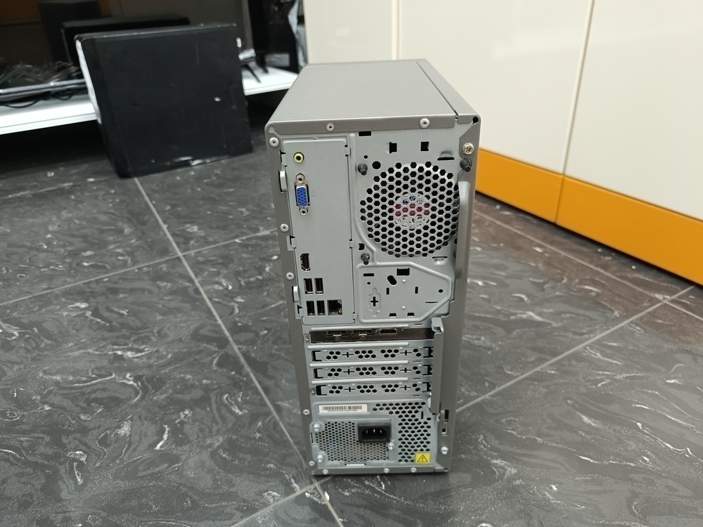 Системный блок Lenovo; Core i3-9100, GeForce GTX 1650, 8 Гб, 128 Гб, 160 Гб
