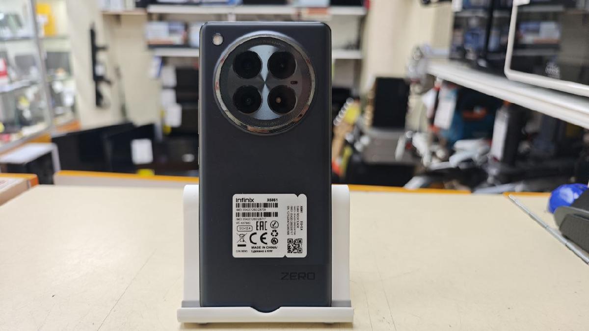 Смартфон Infinix ZERO 40 5G 12/512