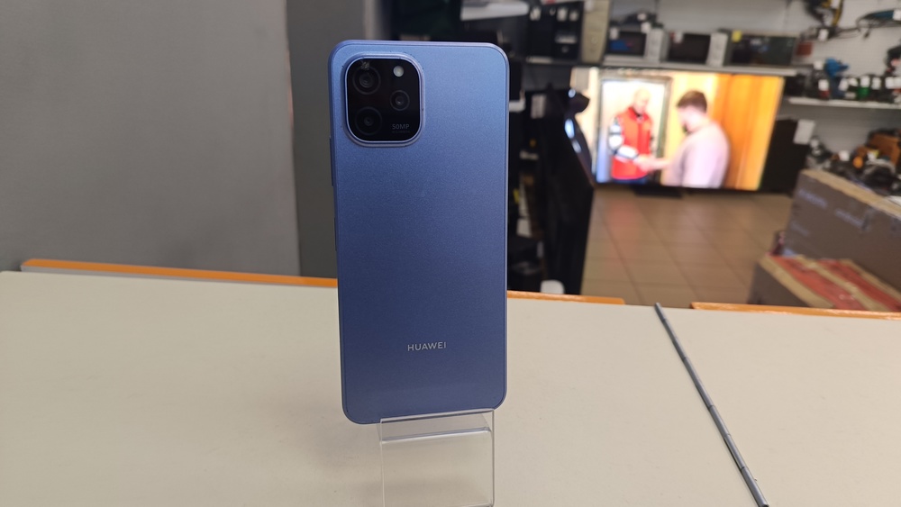 Смартфон Huawei Nova Y61 4/128