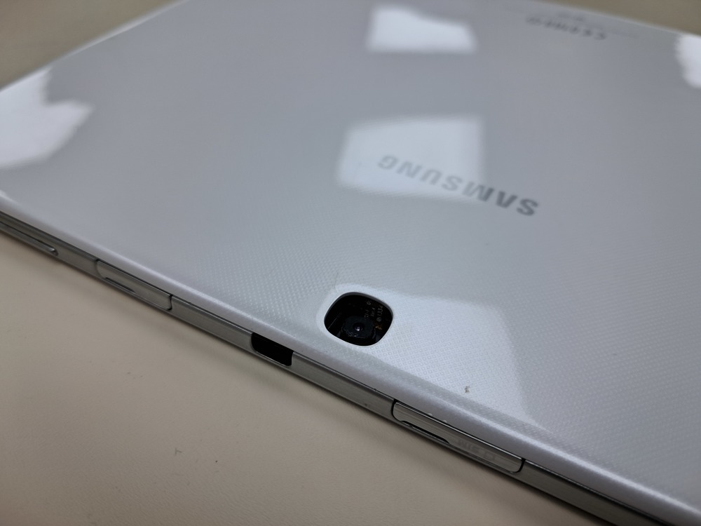 Планшет Samsung TAB 3 10.1 P5200 16GB