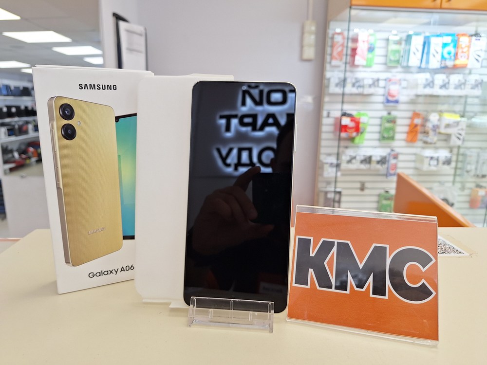 Смартфон Samsung Galaxy A06 4/64