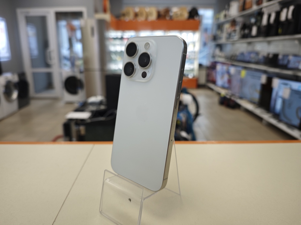 Смартфон Apple Iphone 15 Pro 128Gb