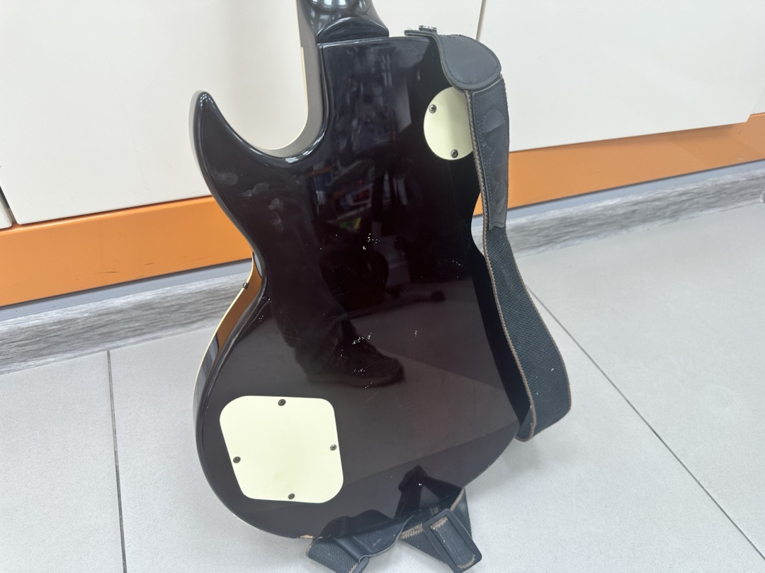Электрогитара Cort CR200