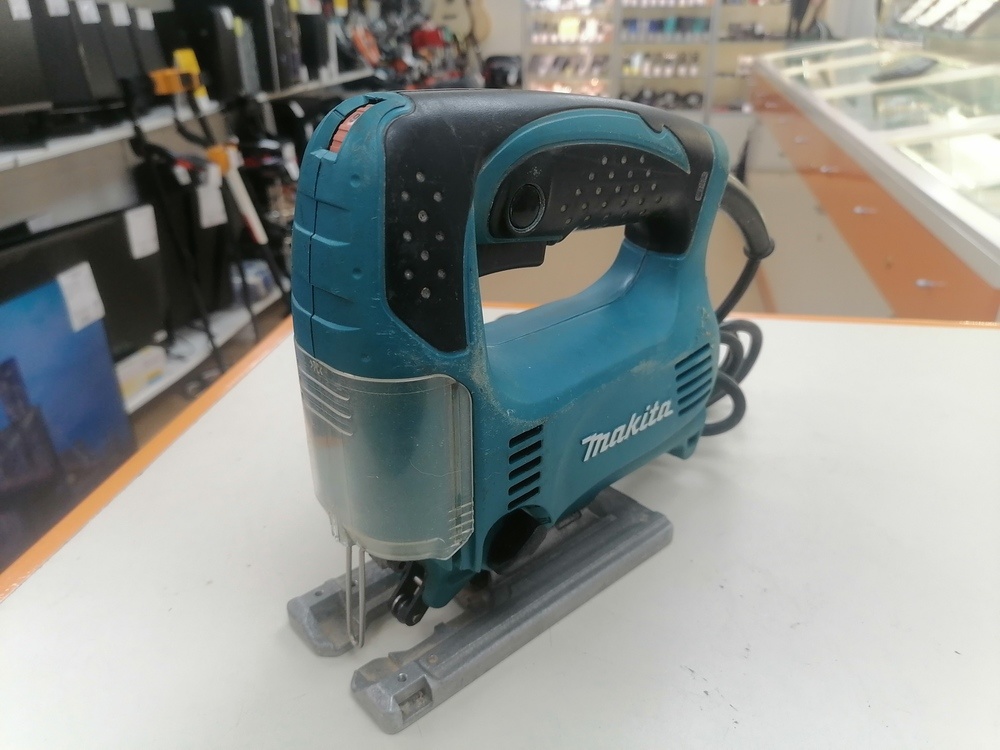 Лобзик Makita 4329