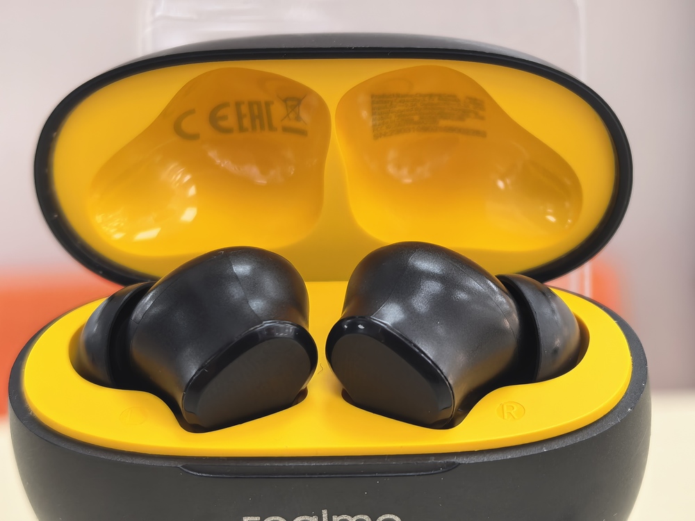 Наушники беспроводные REALME Buds t100