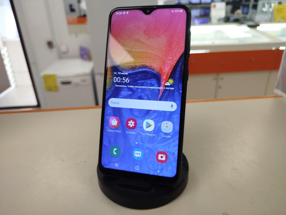 Смартфон Samsung Galaxy A10 2/32