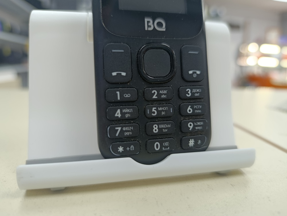 Мобильный телефон BQ BQ-1840