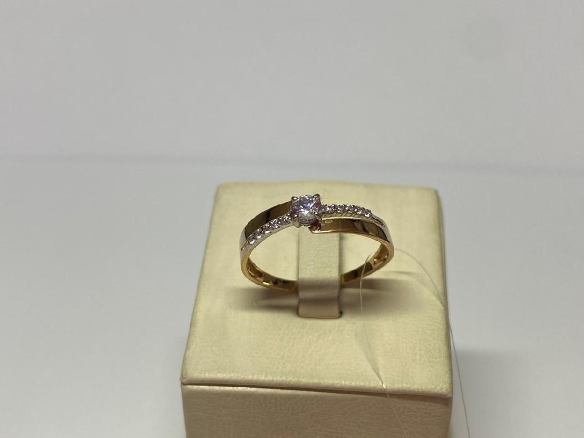 КОЛЬЦО С КАМНЯМИ (Au 585)