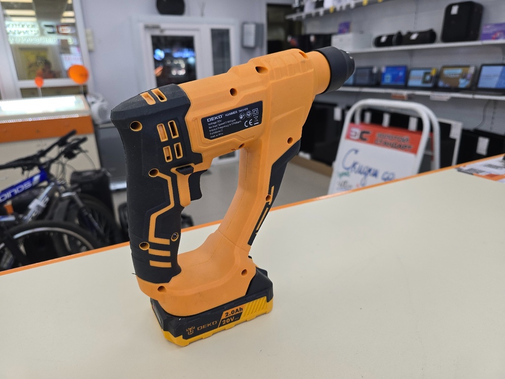 Перфоратор Deko DKCH20