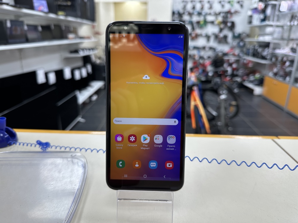 Смартфон Samsung Galaxy J4 Plus 3/32