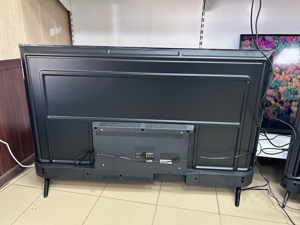 LED Телевизор Digma DM-LED55UBB40