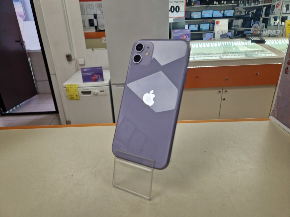 Смартфон Apple iPhone 11 64Gb