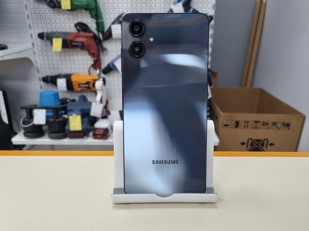 Смартфон Samsung Galaxy A06 4/64