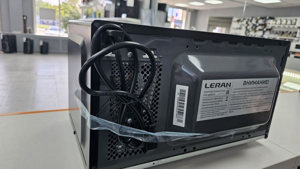 Микроволновая печь Leran FMO 20M22W