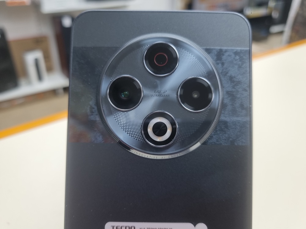 Смартфон Tecno SPARK 30 8/256