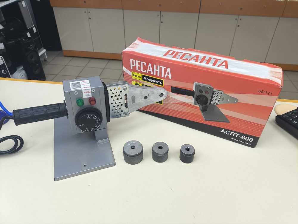 Паяльник полипропилена Ресанта АСПТ-600