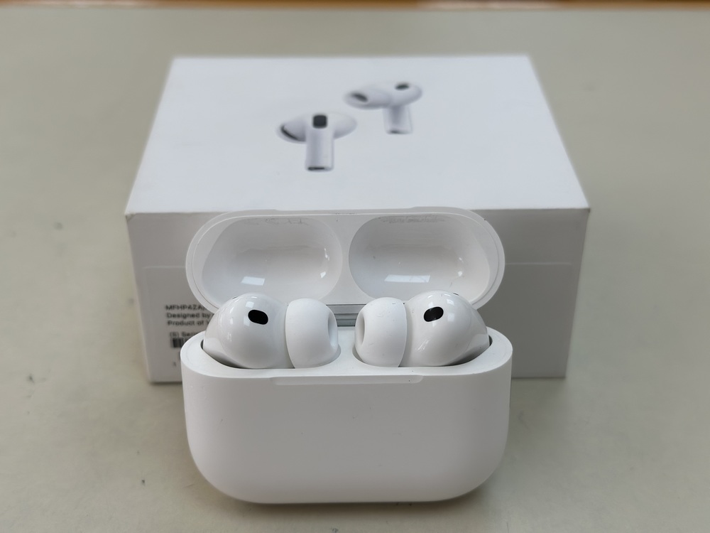 Наушники беспроводные Apple AirPods Pro 3 Gen