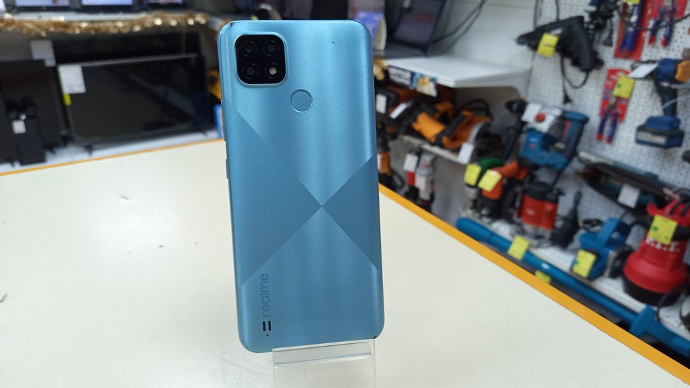 Смартфон Realme C21 3/32