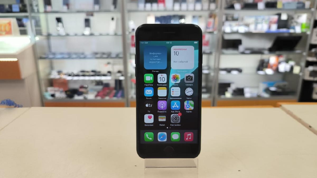 Смартфон Apple iPhone SE 2020 64Gb