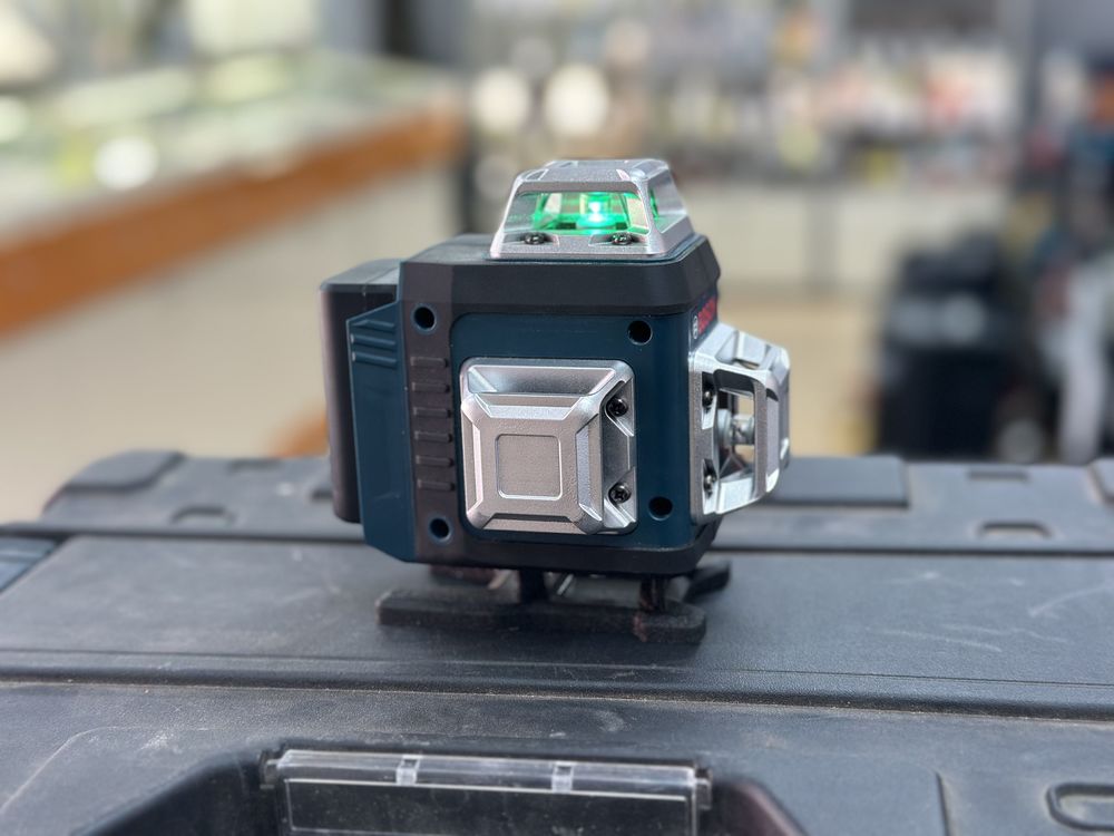 Нивелир Bosch 4D