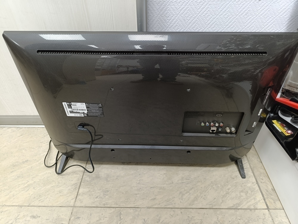 LED Телевизор LG 32LM576BPLD