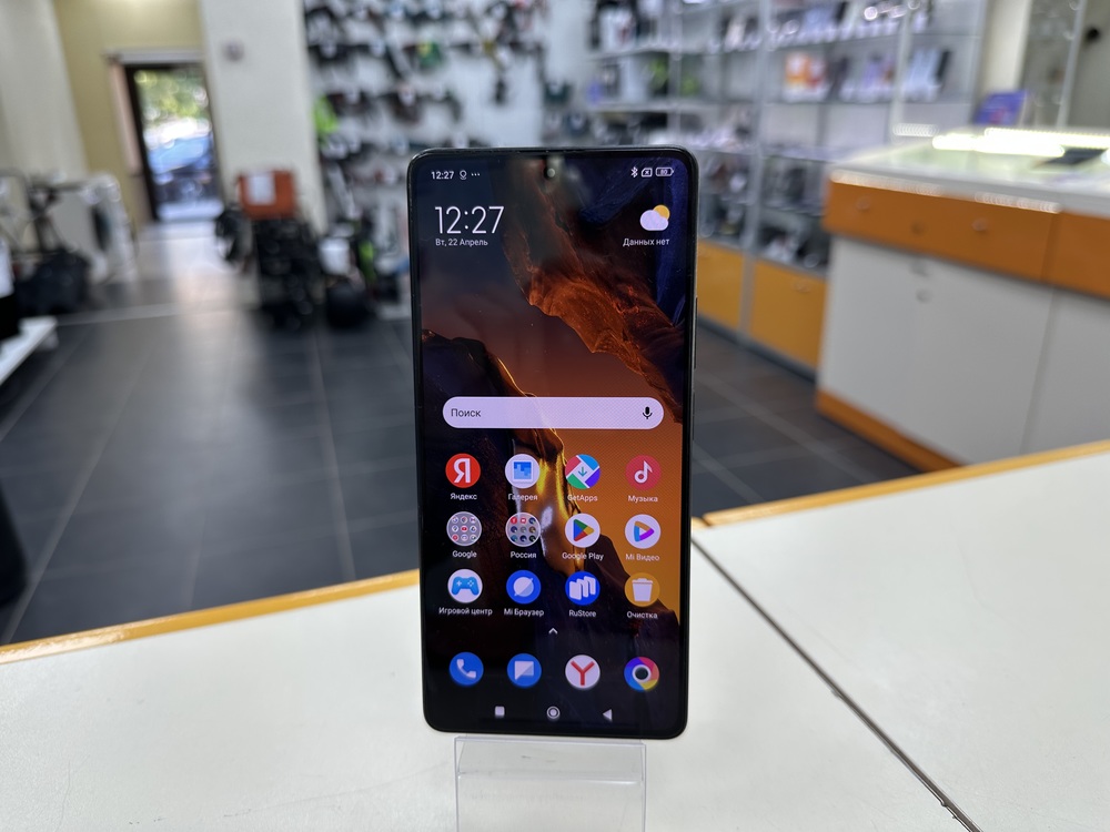 Смартфон Xiaomi Poco F5 12/256